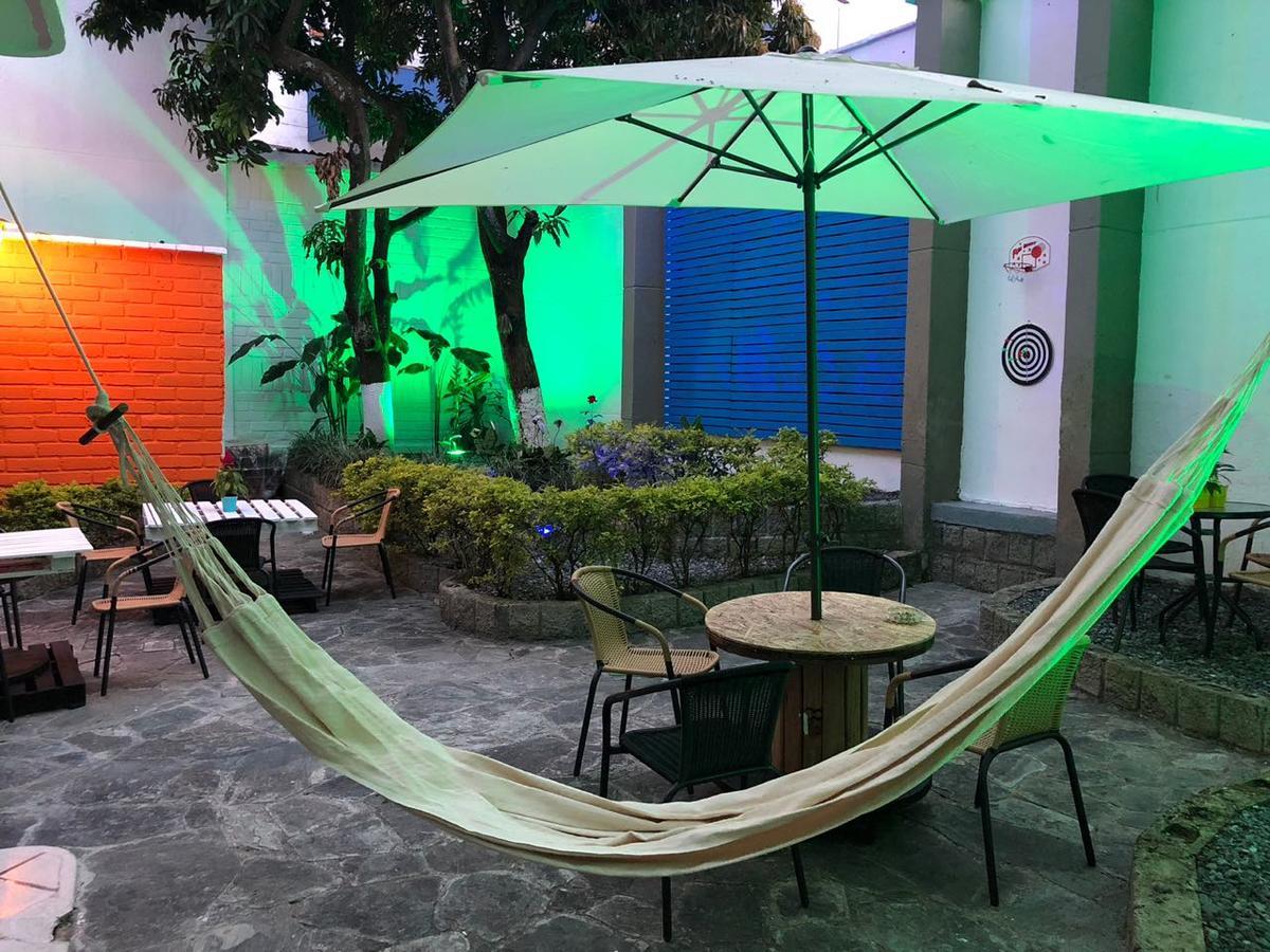 Backpackers Inn Medellín Exteriör bild