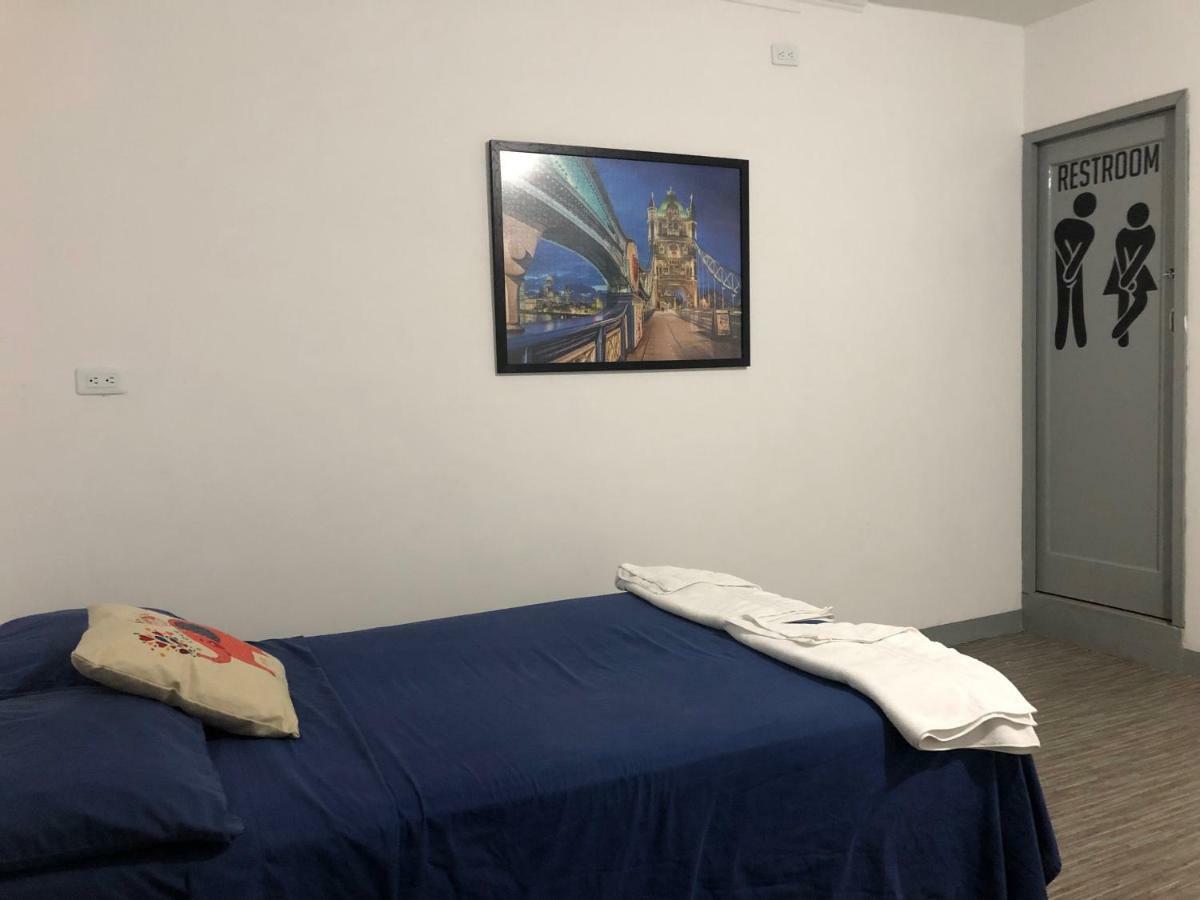 Backpackers Inn Medellín Exteriör bild